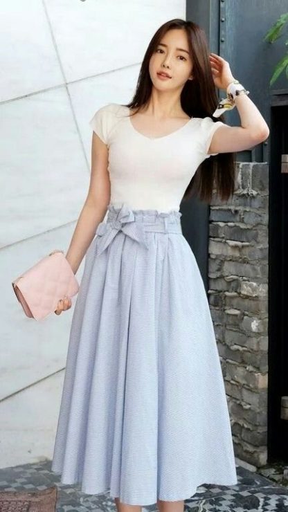 藍白穿搭　優雅 